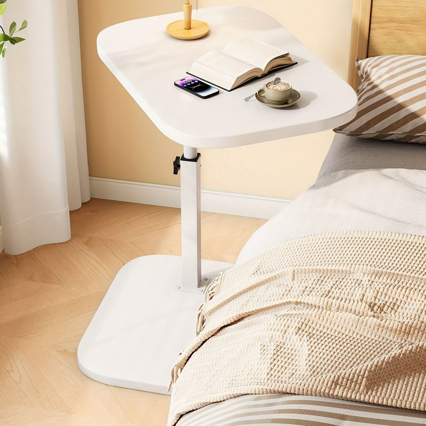 Pawa Side Table