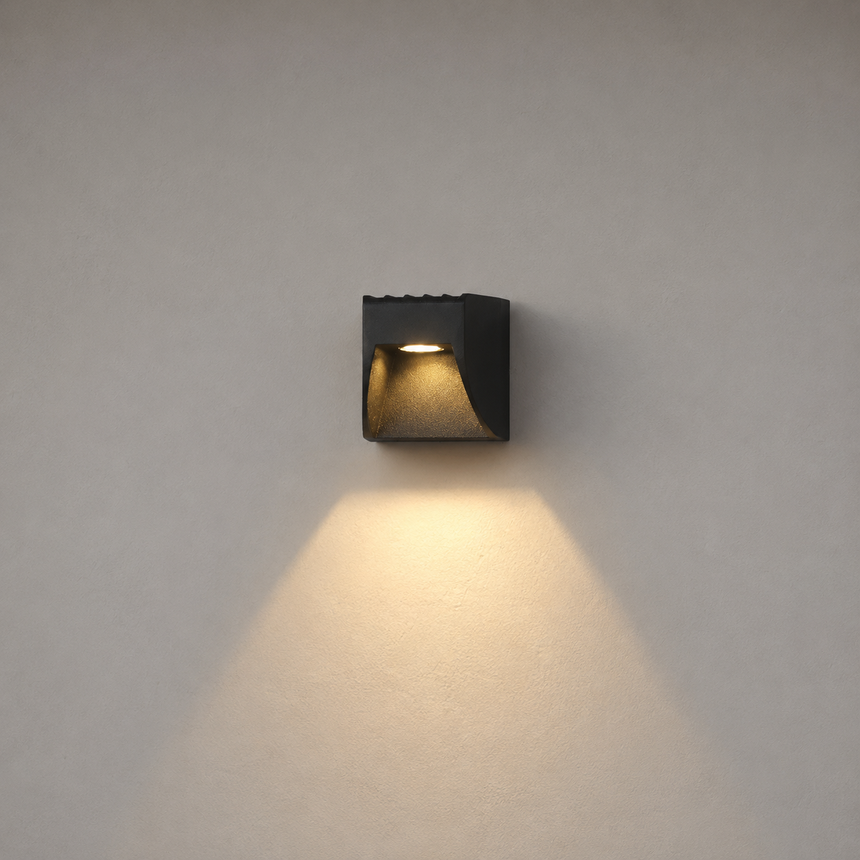 Ava Outdoor Wall Light