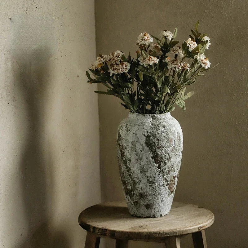 Keramas Ceramic Vase