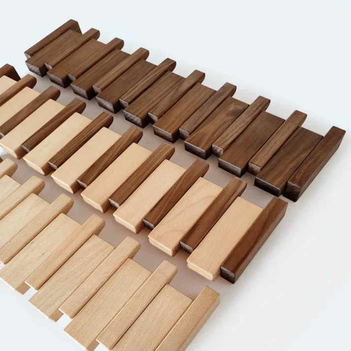 Kinjar Coat Rack