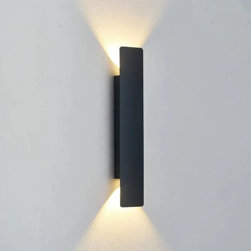 Eli Outdoor Wall Light