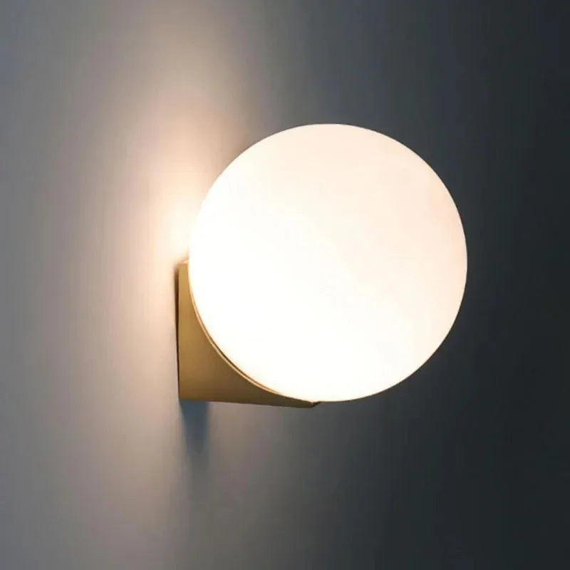 Arlo Wall Light
