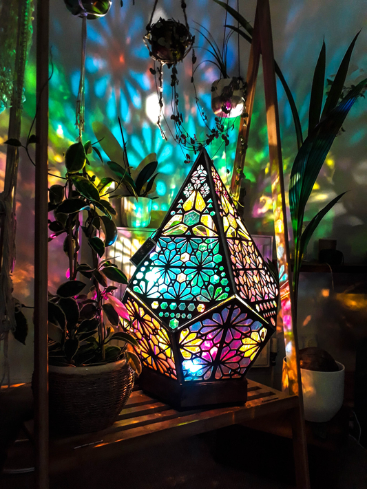 Lumi Table Lamp Sculpture