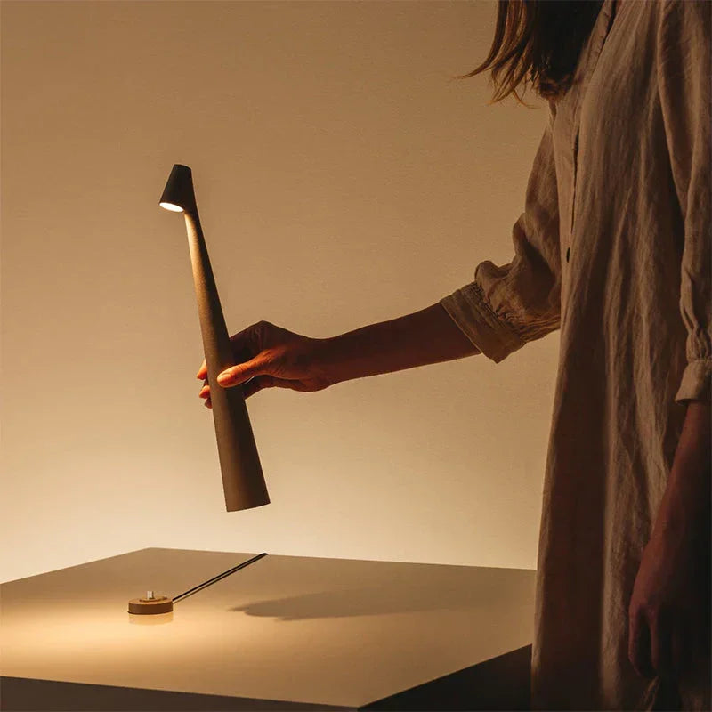 Agata Portable Light